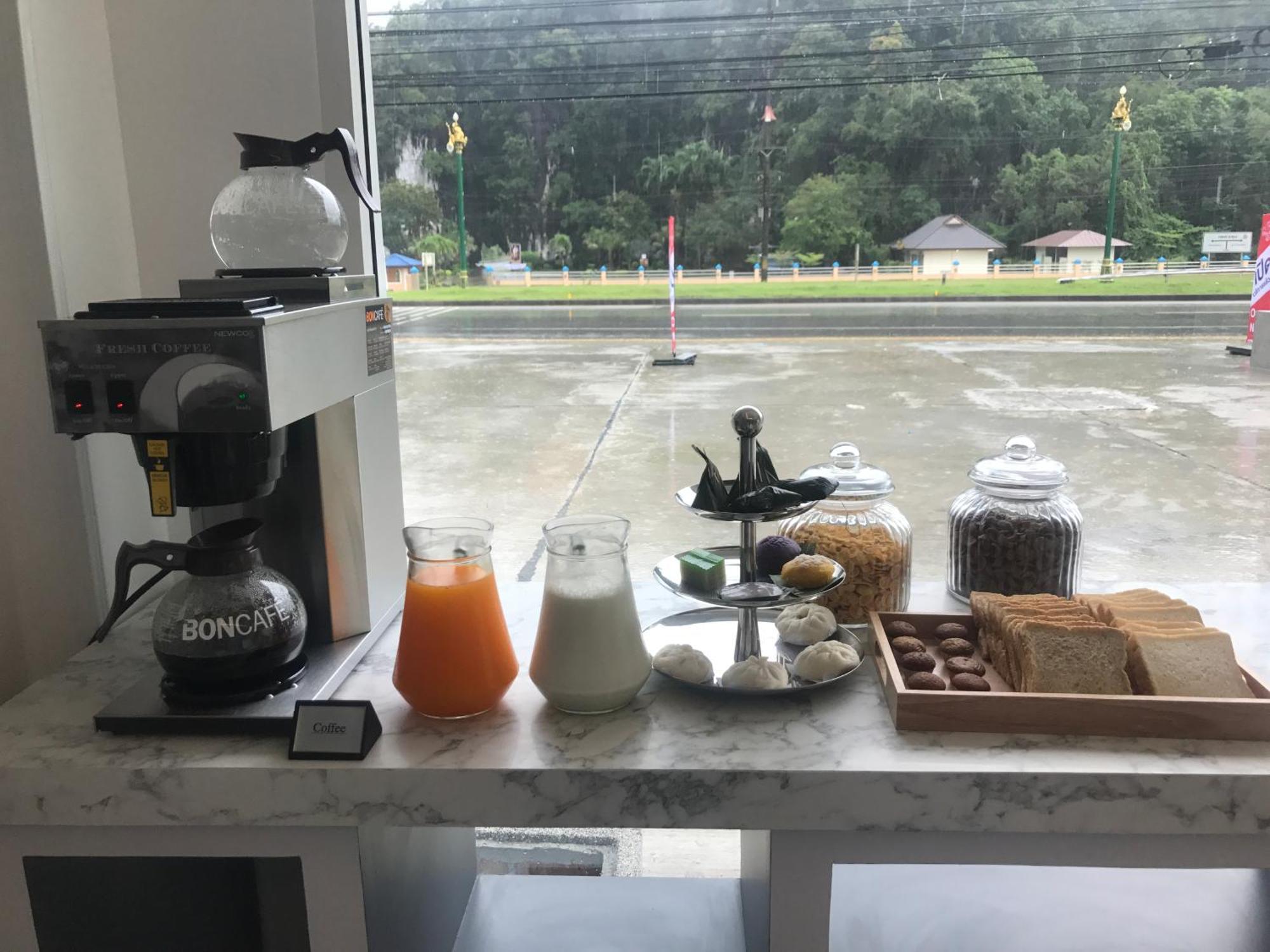 White House By 88 Hotel Phang Nga Ngoại thất bức ảnh